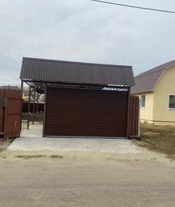 Секционные ворота для навеса 